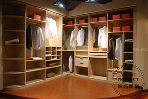 易高定制衣帽間，專業(yè)的才最舒心