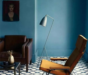 踢腳線，你還是隱藏了吧