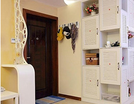 2017玄關(guān)鞋柜這樣設(shè)計(jì)，功能與美觀兼?zhèn)洌?>

                        <h4><font>2017玄關(guān)鞋柜這樣設(shè)計(jì)，功能與美觀兼?zhèn)洌?/font><span>2017-07-15</span></h4>

                        <p>入戶玄關(guān)是客人進(jìn)入家庭的第一印象，居住人的興趣愛好和品味也由此體現(xiàn)，入戶玄關(guān)柜如今已經(jīng)成為每個(gè)家庭的必需品，那么2017年流行什么樣的入戶玄關(guān)柜設(shè)計(jì)呢？下面幾款可以供大家參考。</p>

                        <a href=