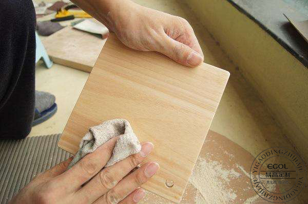  夏天，實(shí)木家具應(yīng)該如何保養(yǎng)