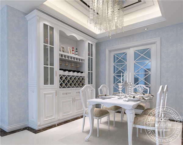 酒柜是定制的好還是買成品的好？