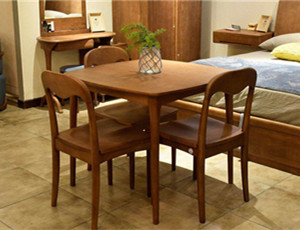 為什么越來(lái)越多人選擇實(shí)木定制家具？