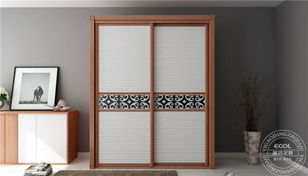 定制衣柜移門(mén)價(jià)格怎么算？