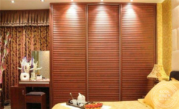 定制衣柜移門(mén)價(jià)格怎么算？