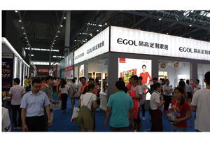 易高定制家居網(wǎng)址多少？