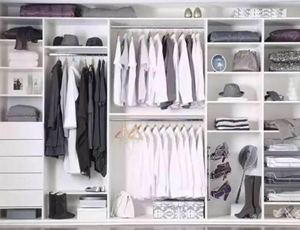 為啥要定制衣柜呢？