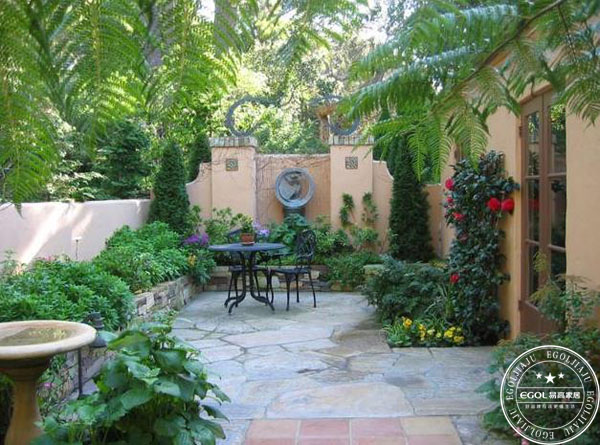  比起美食，我更喜歡這樣的頂樓設計！