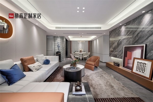 在定制家具的過程中，應(yīng)該注重哪些方面？