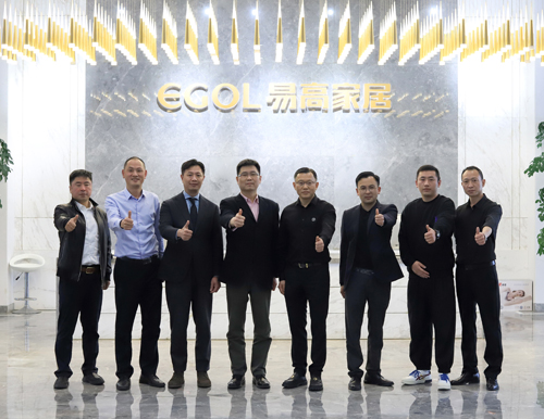  歡迎德國海蒂詩中國區(qū)董事總經(jīng)理吳小天一行蒞臨易高家居參觀交流！